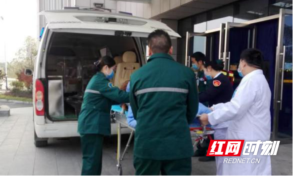 懷化市婦幼保健院聯(lián)合基層衛(wèi)生院完成緊急救治
